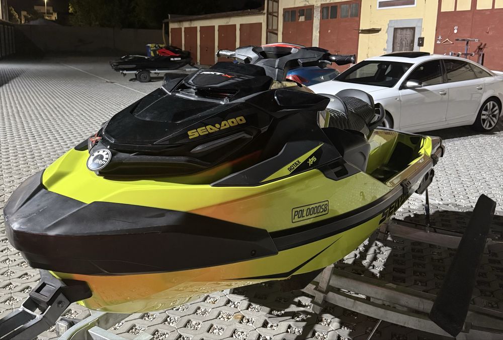 Skuter wodny SeaDoo RXT X RS 300
