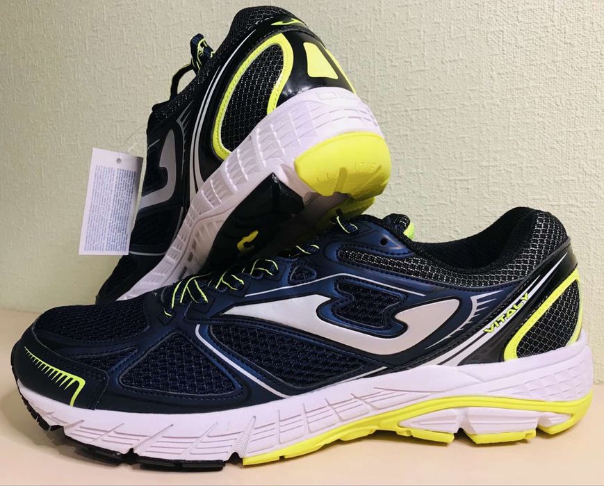 Кросівки JOMA 48 розмір