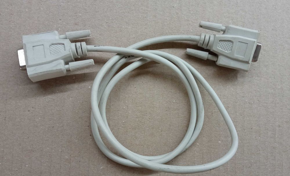 Кабель RS-232 com DB9 мама - мама