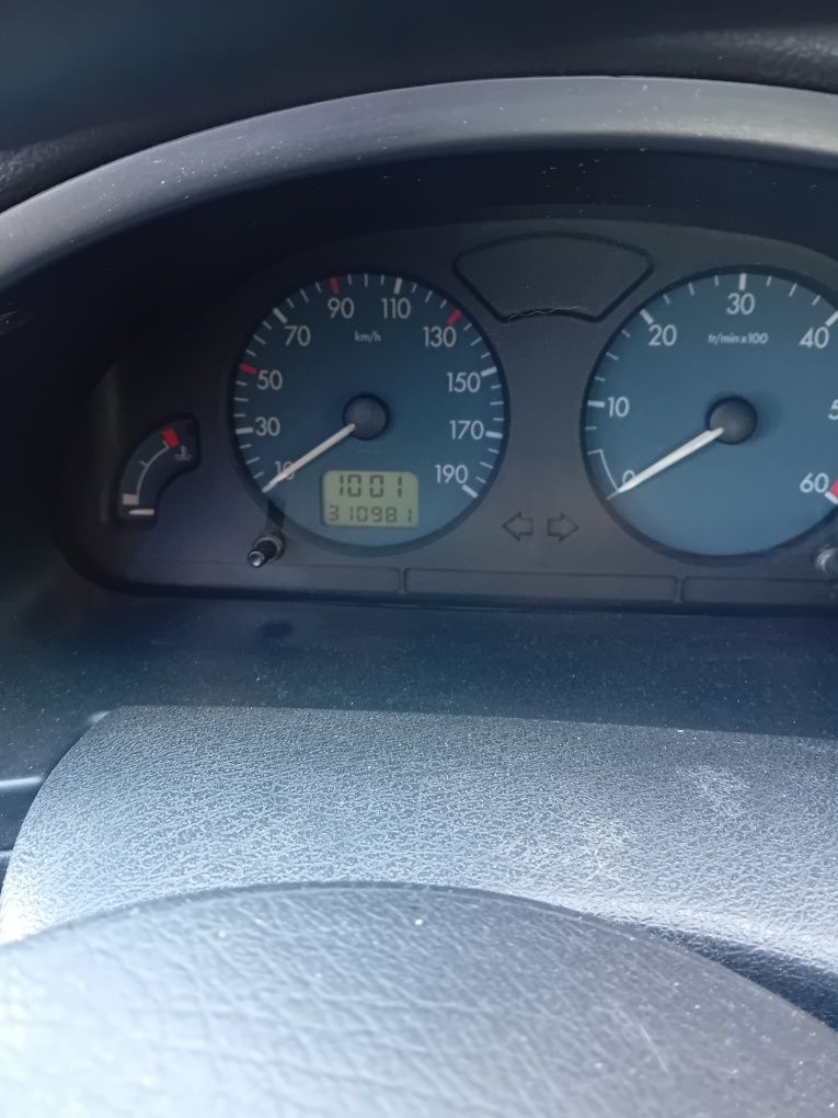 Citroën saxo comercial
