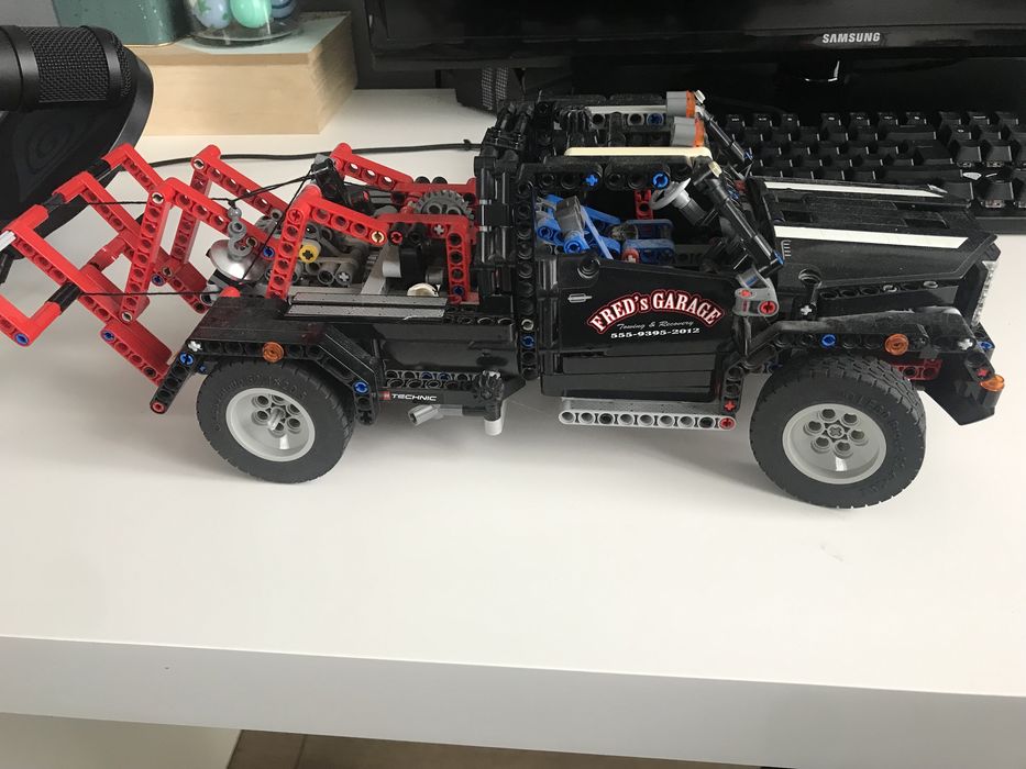 Lego technic Freds Garage