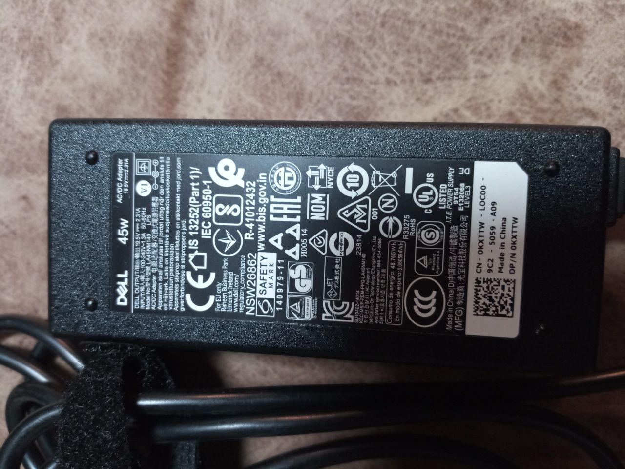 Оригінал Блок питания живлення зарядне Dell 45W 19,5V 2,31А 4.5х3.0