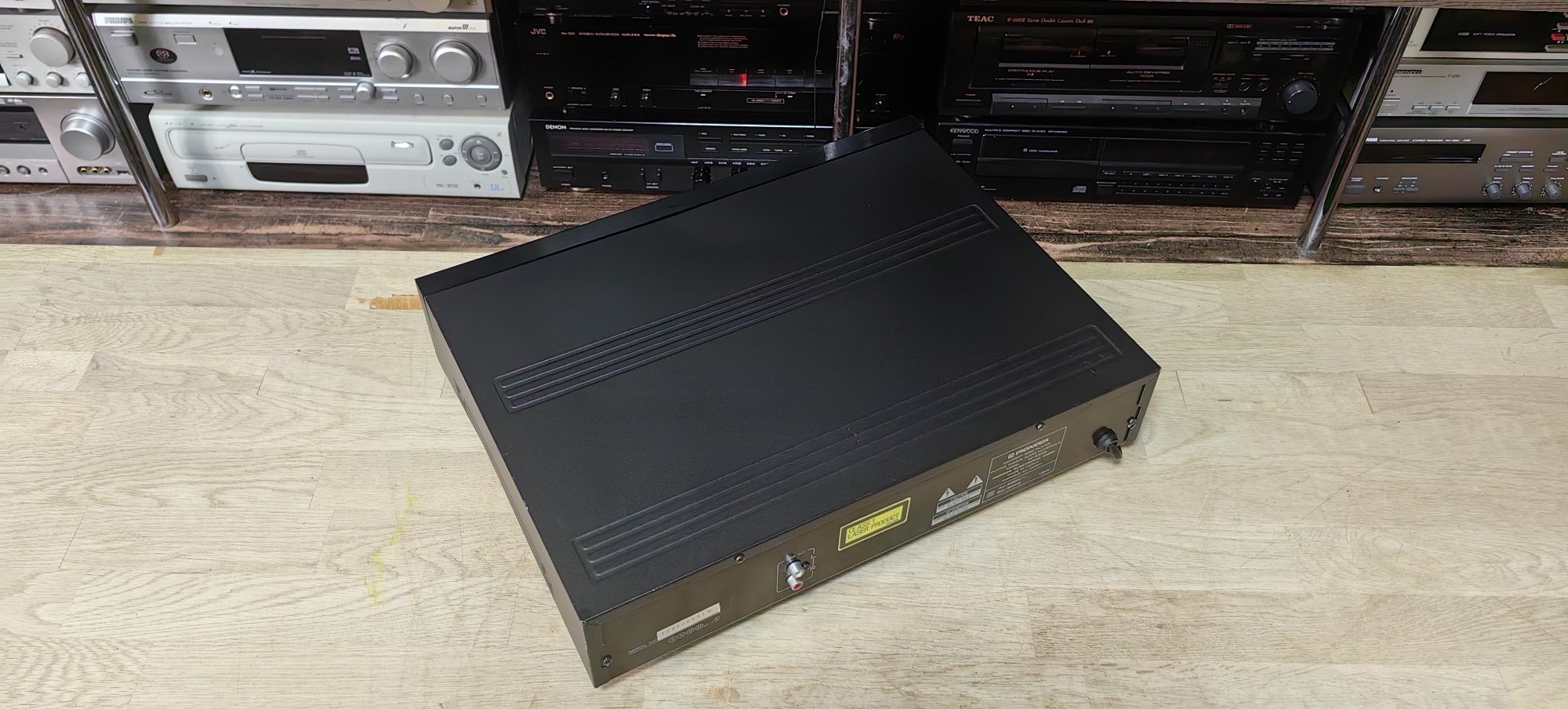 CD програвач Pioneer PD-5300