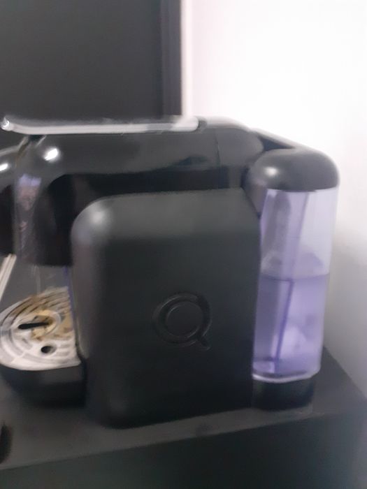 Maquina cafe delta q