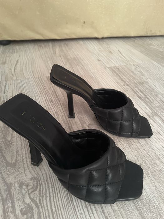 Чорні сабо/мюлі на шпильці 36 розмір