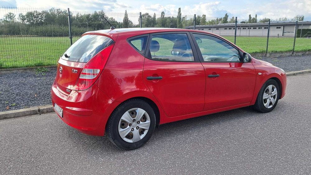 Hyundai i30 1.6 CRDi 90 KM 2009r Klima 1wł w PL  Ładny Sprawny