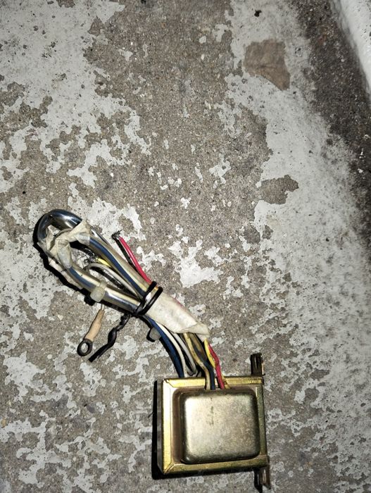 Vendo o vário material elétrico