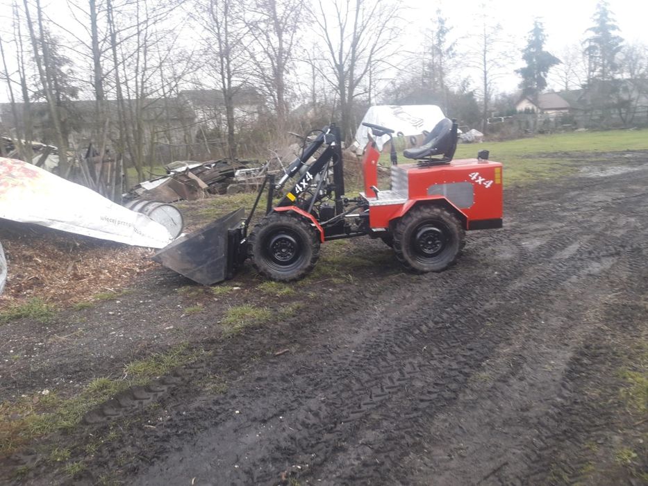 Miniładowarka 4 x 4 sam