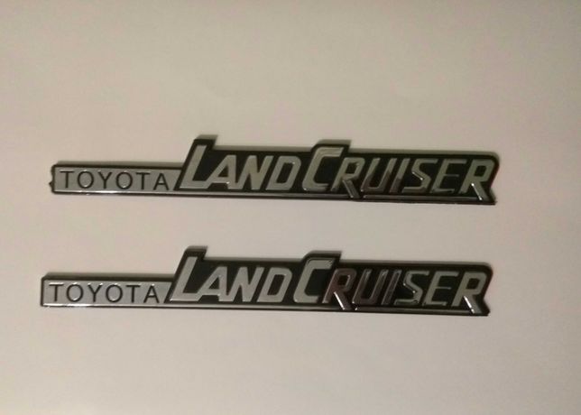 ТOYOTA Land Cruizer-емблема.