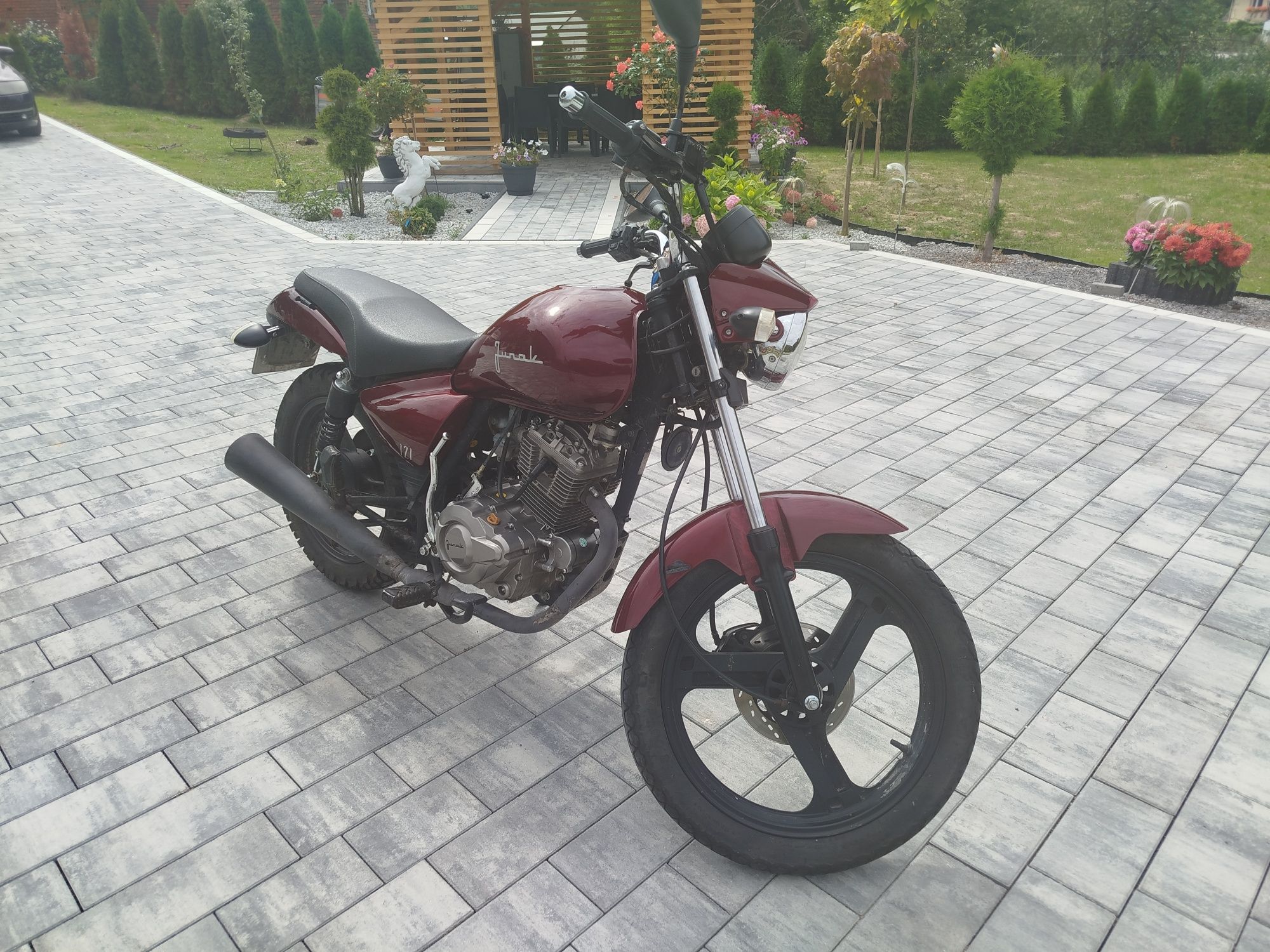 Motocykl Junak 121