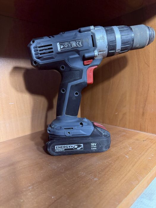 Zestaw graphite klucz udarowy i wkretarkowiertarka 18v +bateria 2ah