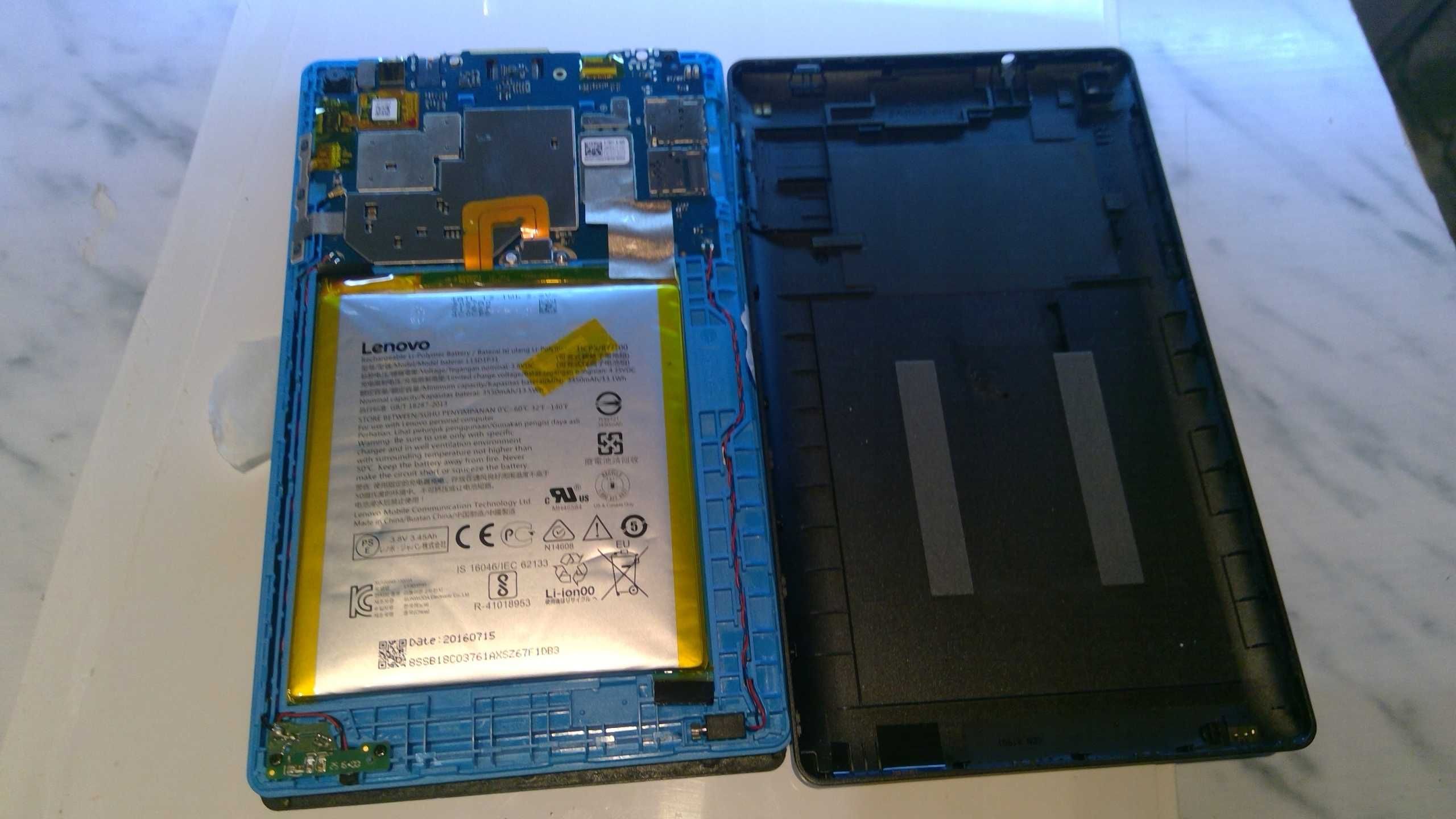 Tablet Lenovo TB3-710I 7" 1 GB / 8 GB L32
