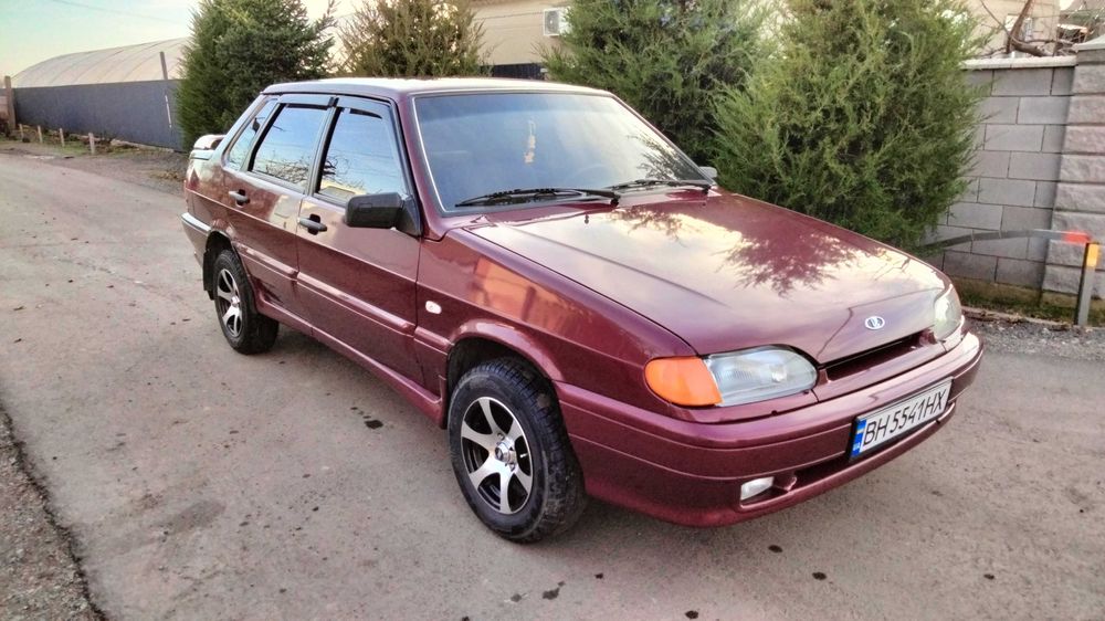 Автомобіль ваз самара