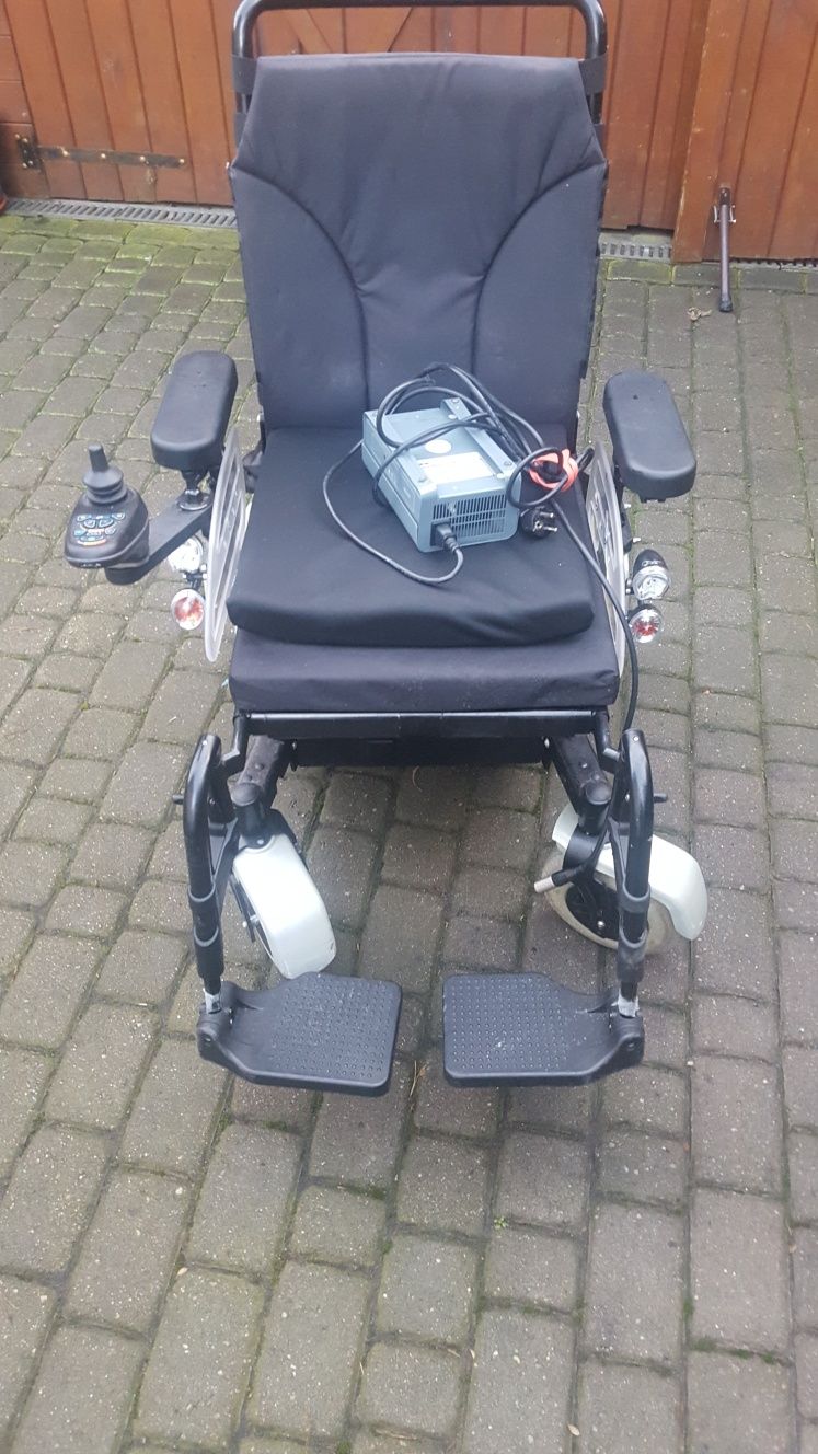 elektryczny wózek inwalidzki