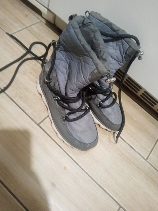 Женские сапоги sorel. 39размер.