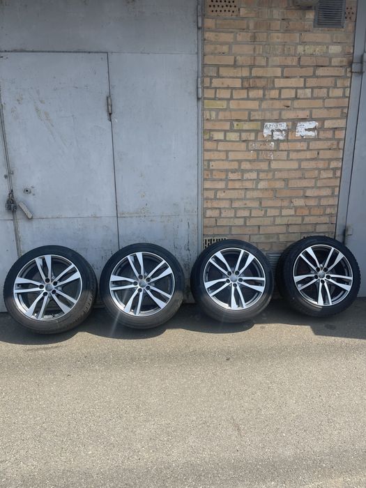 Продам диски (колеса) Audi r19
