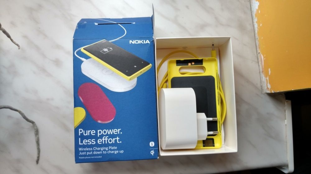 Ładowarka indukcyjna + klapka lumia 820 !!!