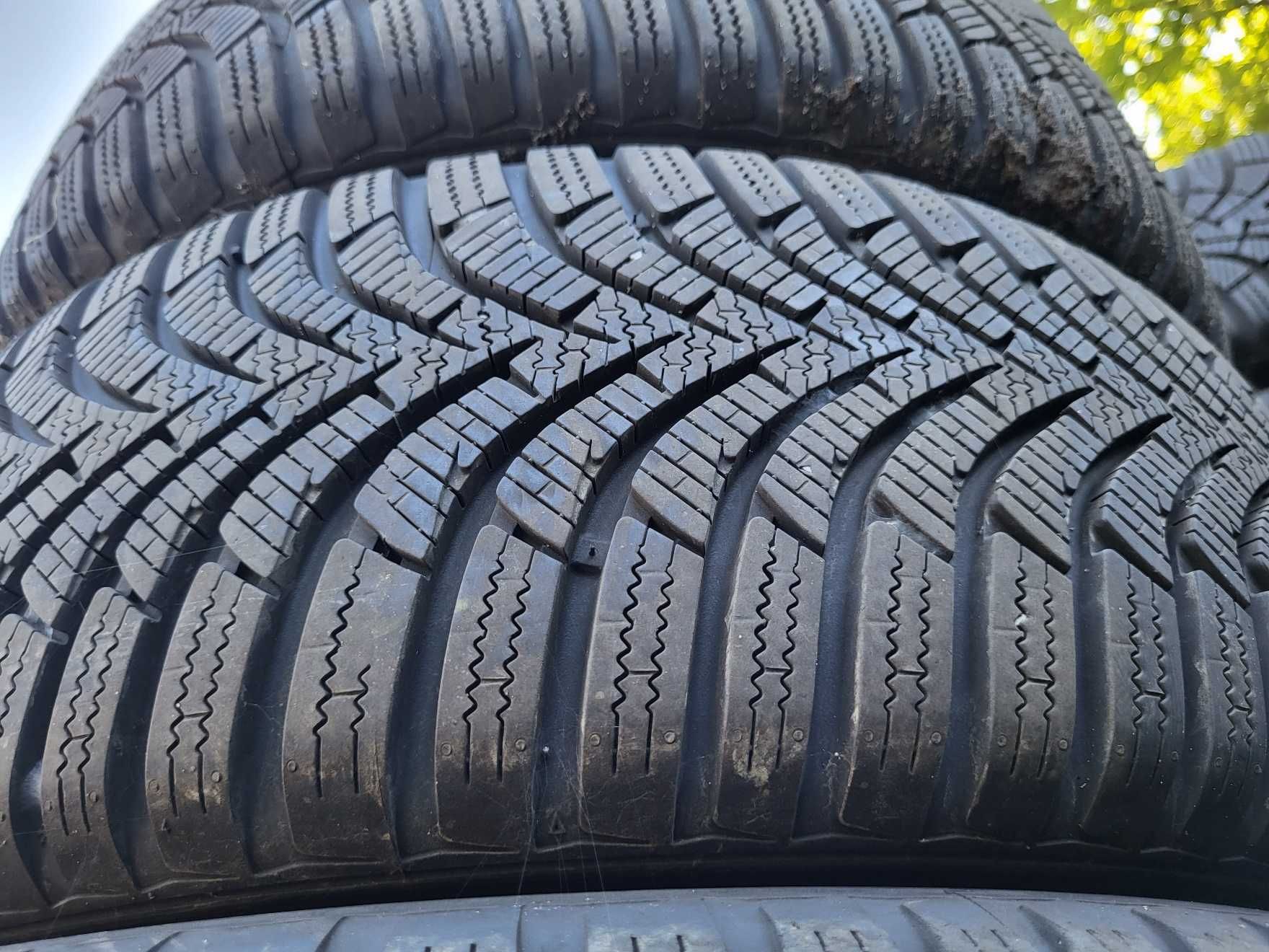 Komplet Hankook Winter I*cept RS2 195/55r15 85H 2020 r.