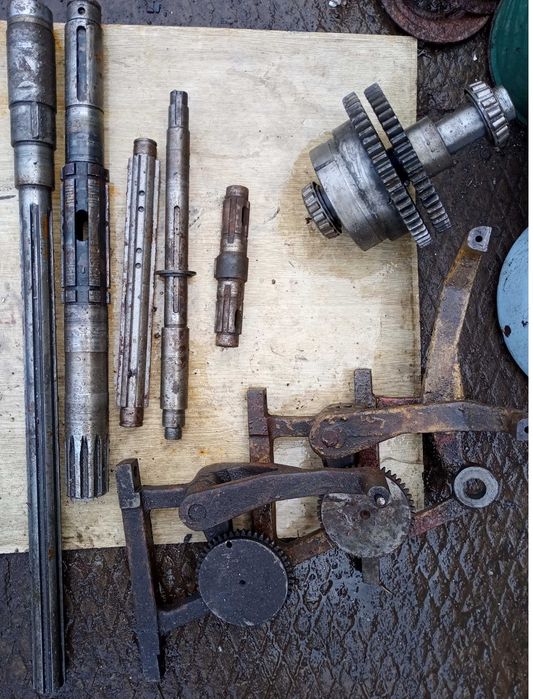 запчастини до фрезеро-токарного обладнення