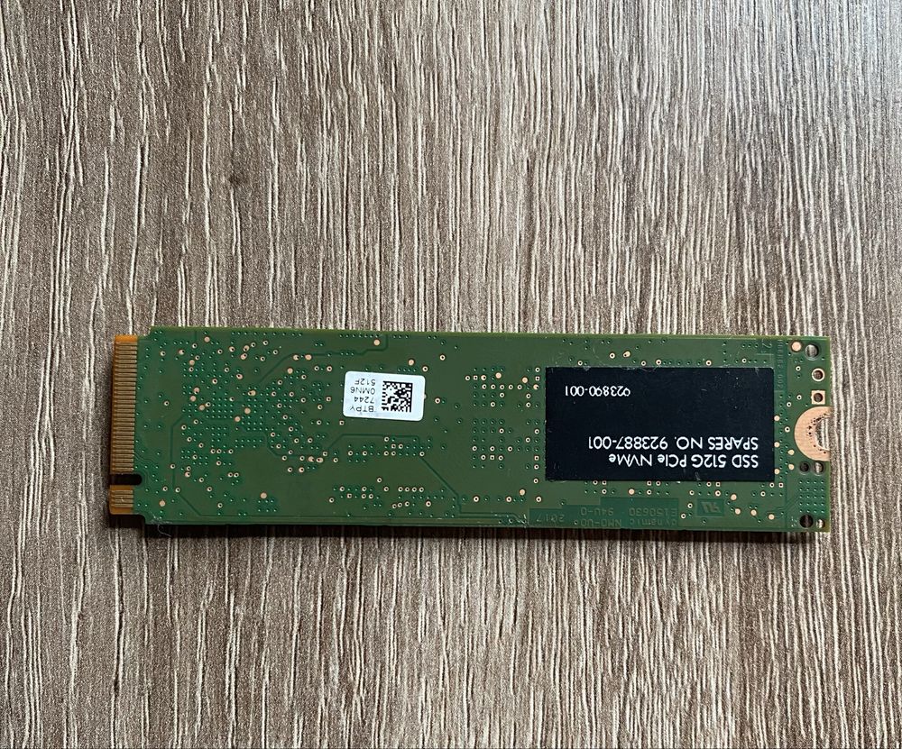 Ssd диск Intel 512 gb гигабайт m2 nvme pci идеал как новый