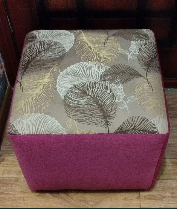 Пуфик  мягкий новый