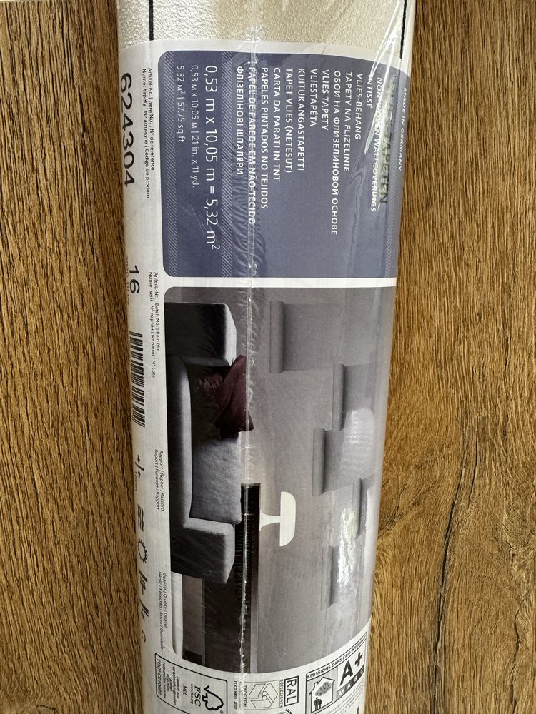 Tapeta biala w czarne linie wzór geometryczny