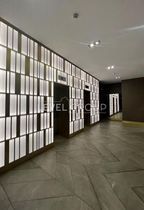 Центр! Продаж 3-к. панорамної квартири з терассою в преміум ЖК A52.