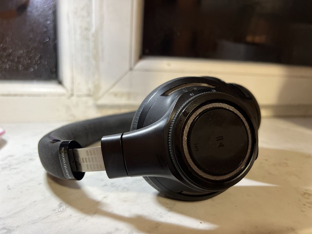 Plantronics BackBeat Pro