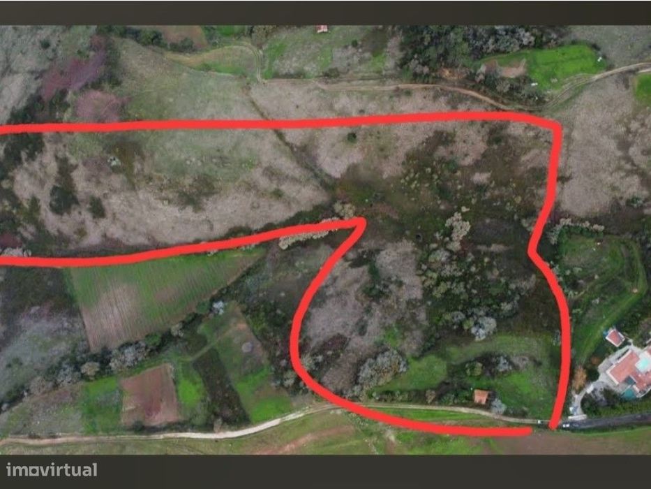 Terrenos com Ruína em Mafra, Milharado