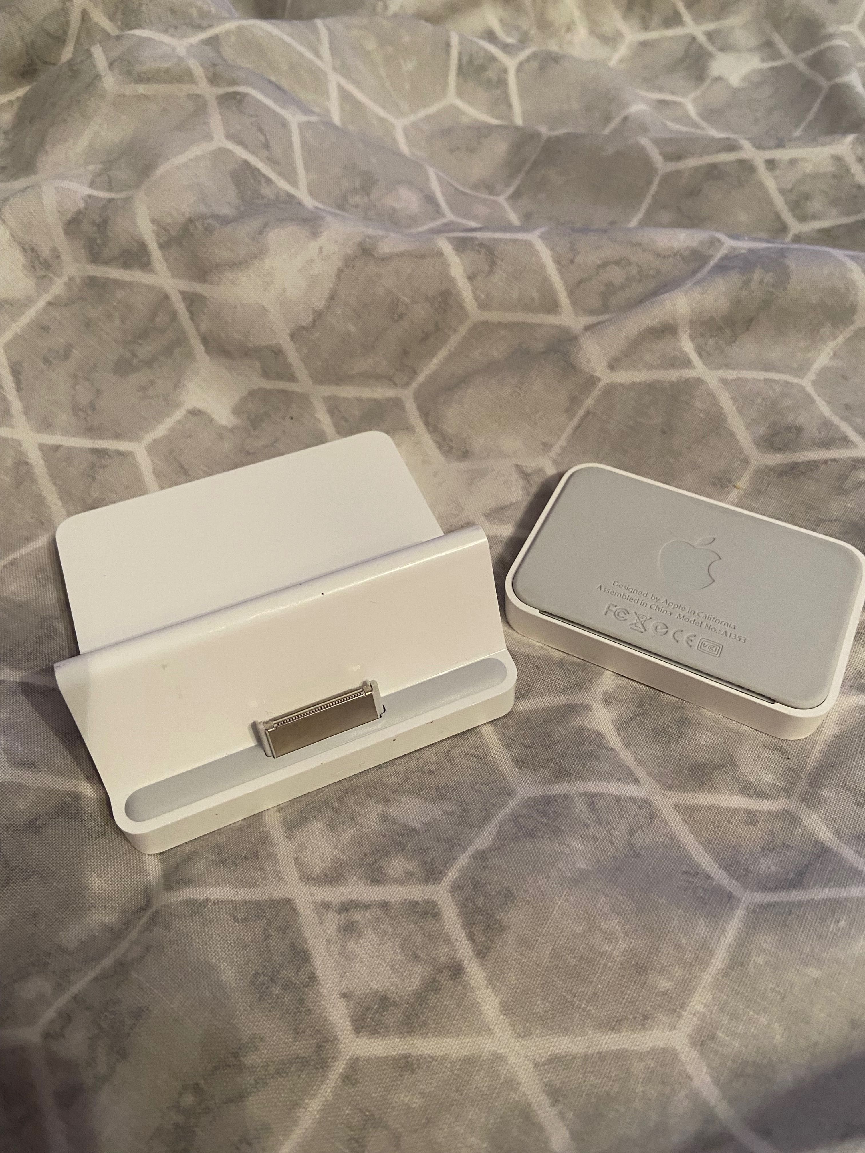 Stacja ładująca do Apple Ipad Dock A1352