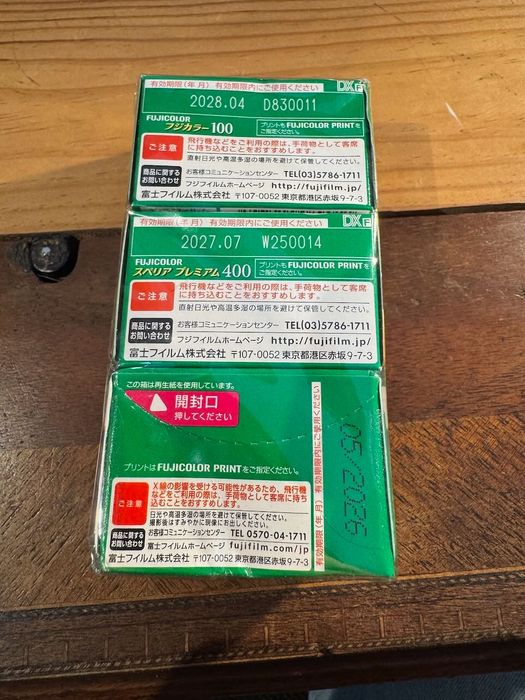 Pack 3 Rolos 35mm (Fujicolor 100 + Superia Premium 400 + Fujifilm 400)