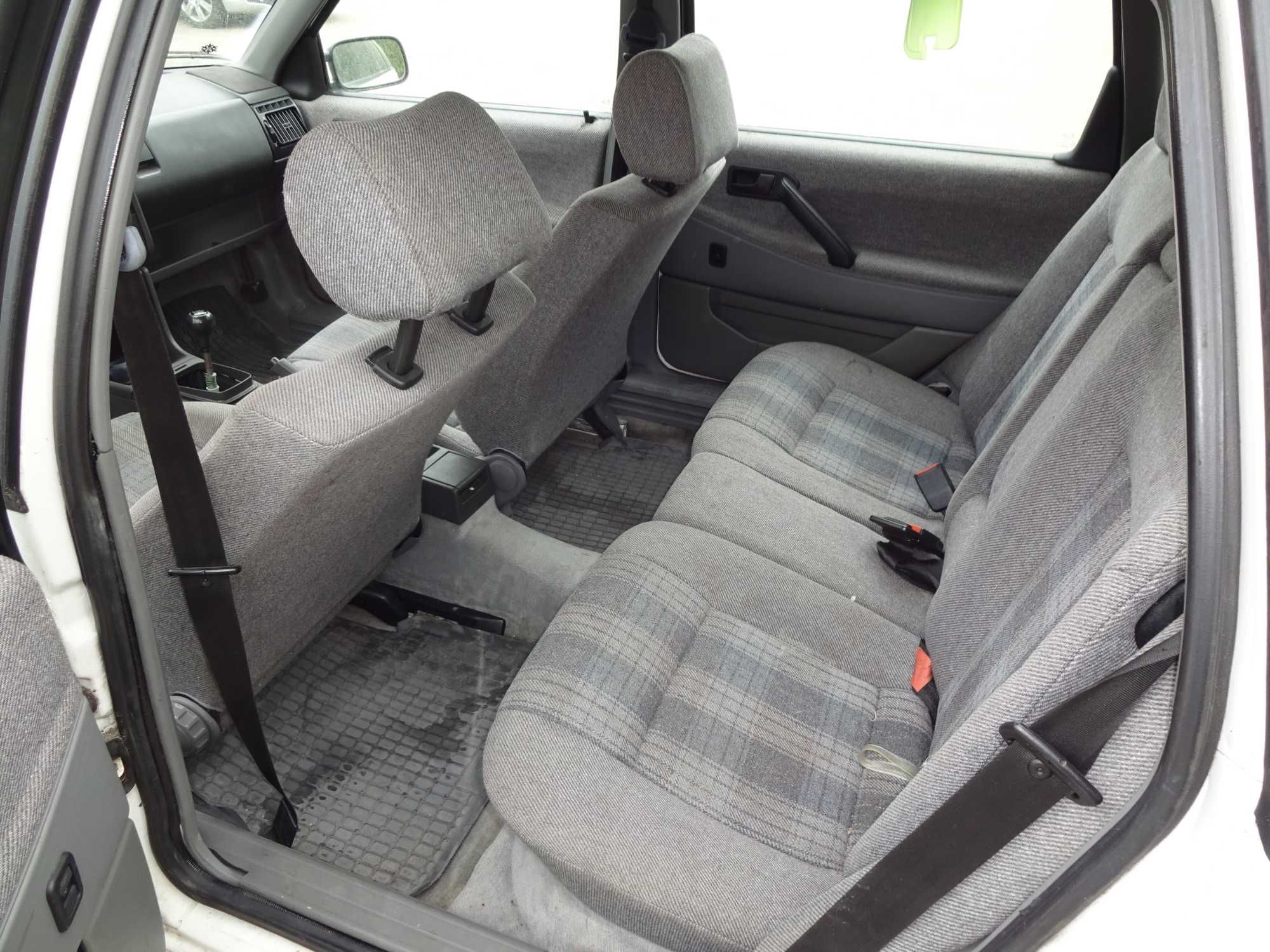 Passat B3 GT Syncro 1.8 G60 Thermotronic tempomat grzane fotele