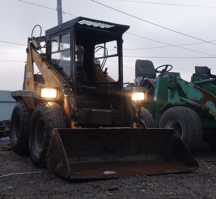 погрузчик навантажувач bobcat