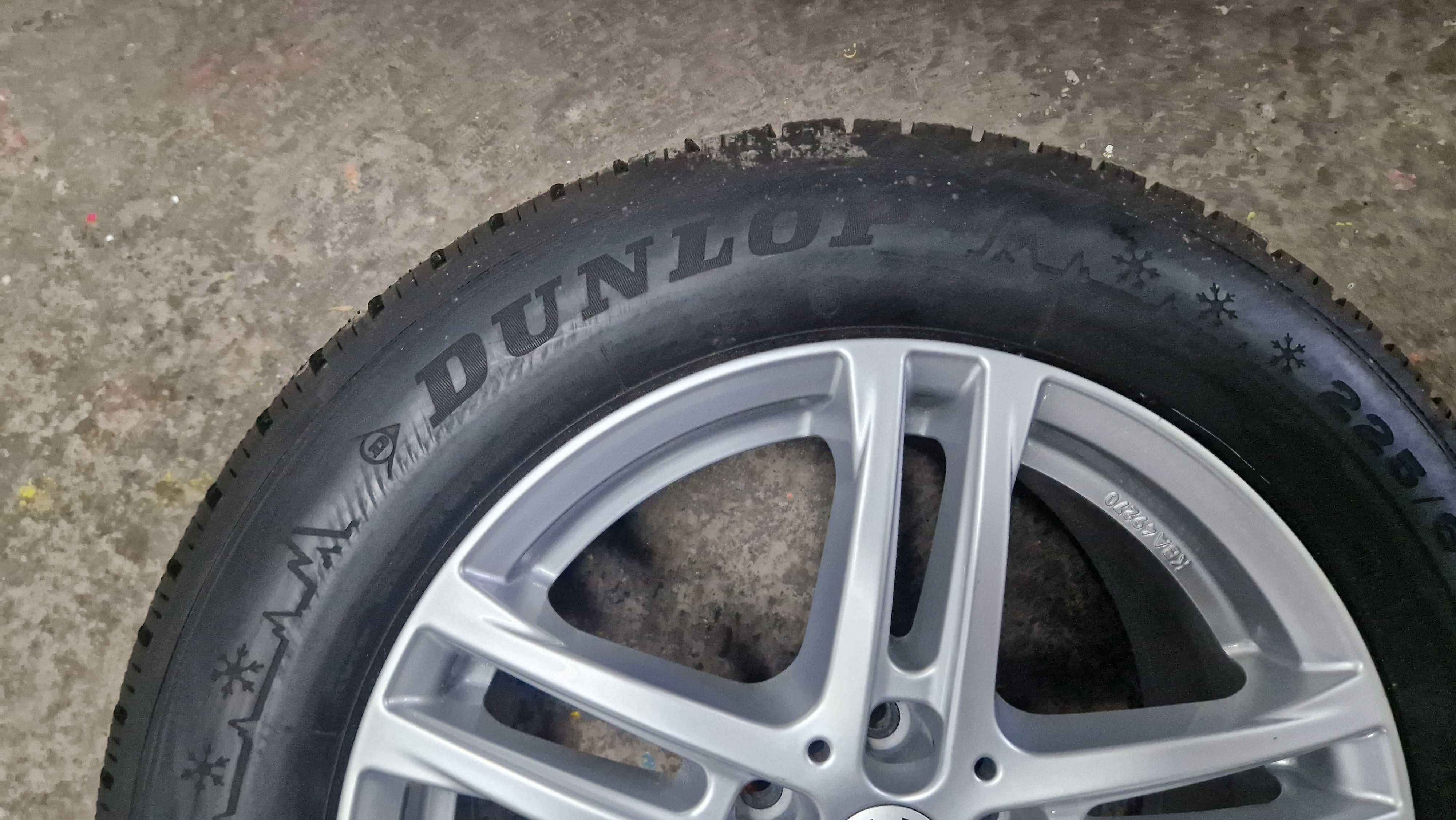 225/60/17 Dunlop zima 7mm 2019
