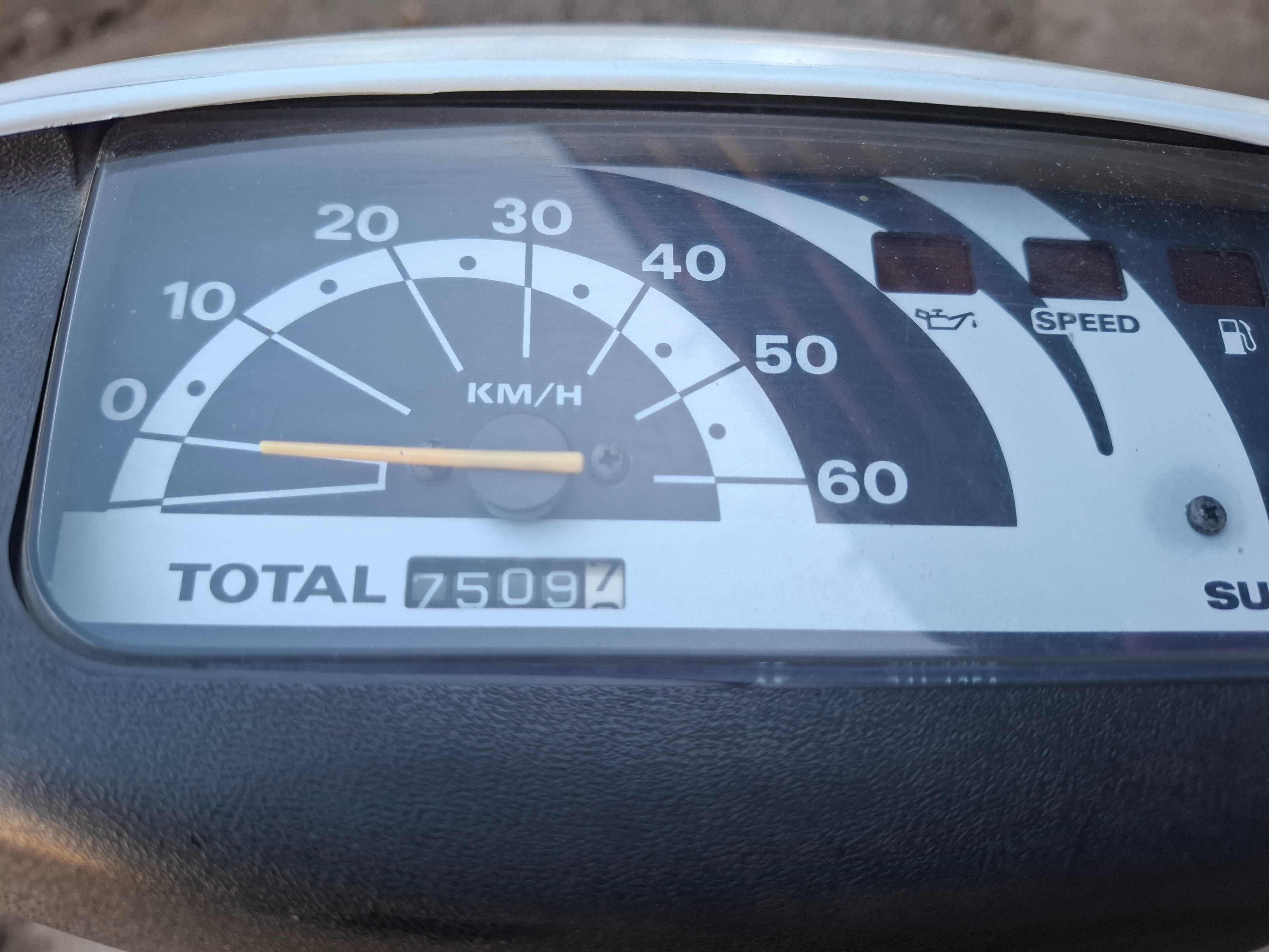 Продаж сузукі летс 2
