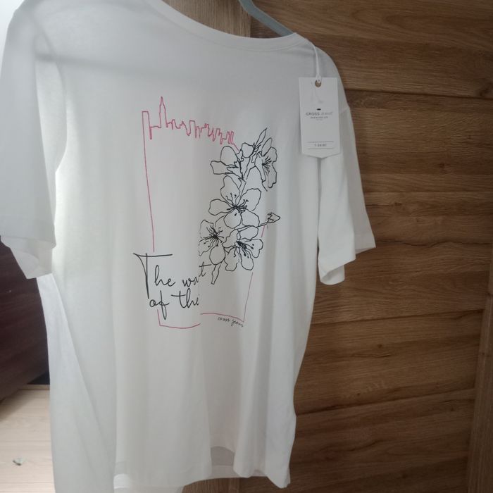 T-shirt nowy z metką