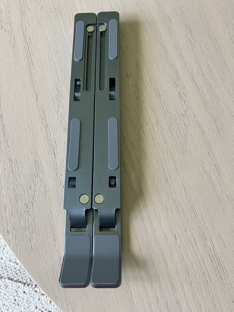 Sprzedam podstawke pod laptopa