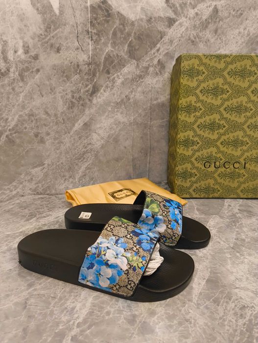 Chinelos Gucci Pretos