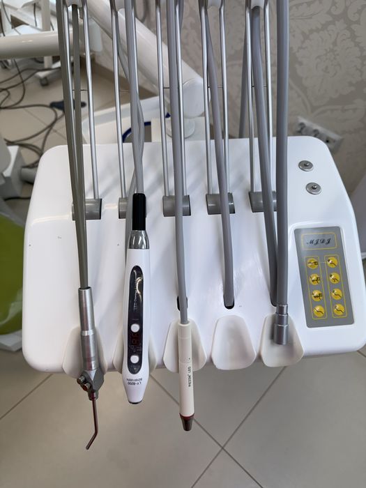 Unit  stomatologiczny ( dwie sztuki)