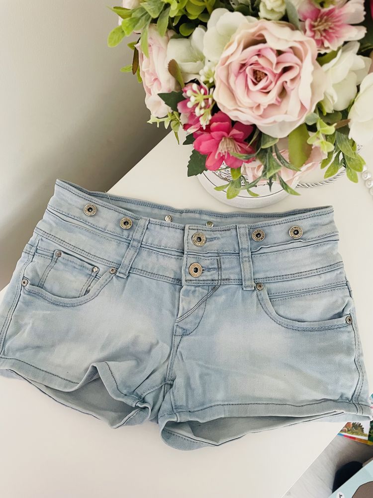 Spodenki szorty jasny jeans S guziki kieszenie lato