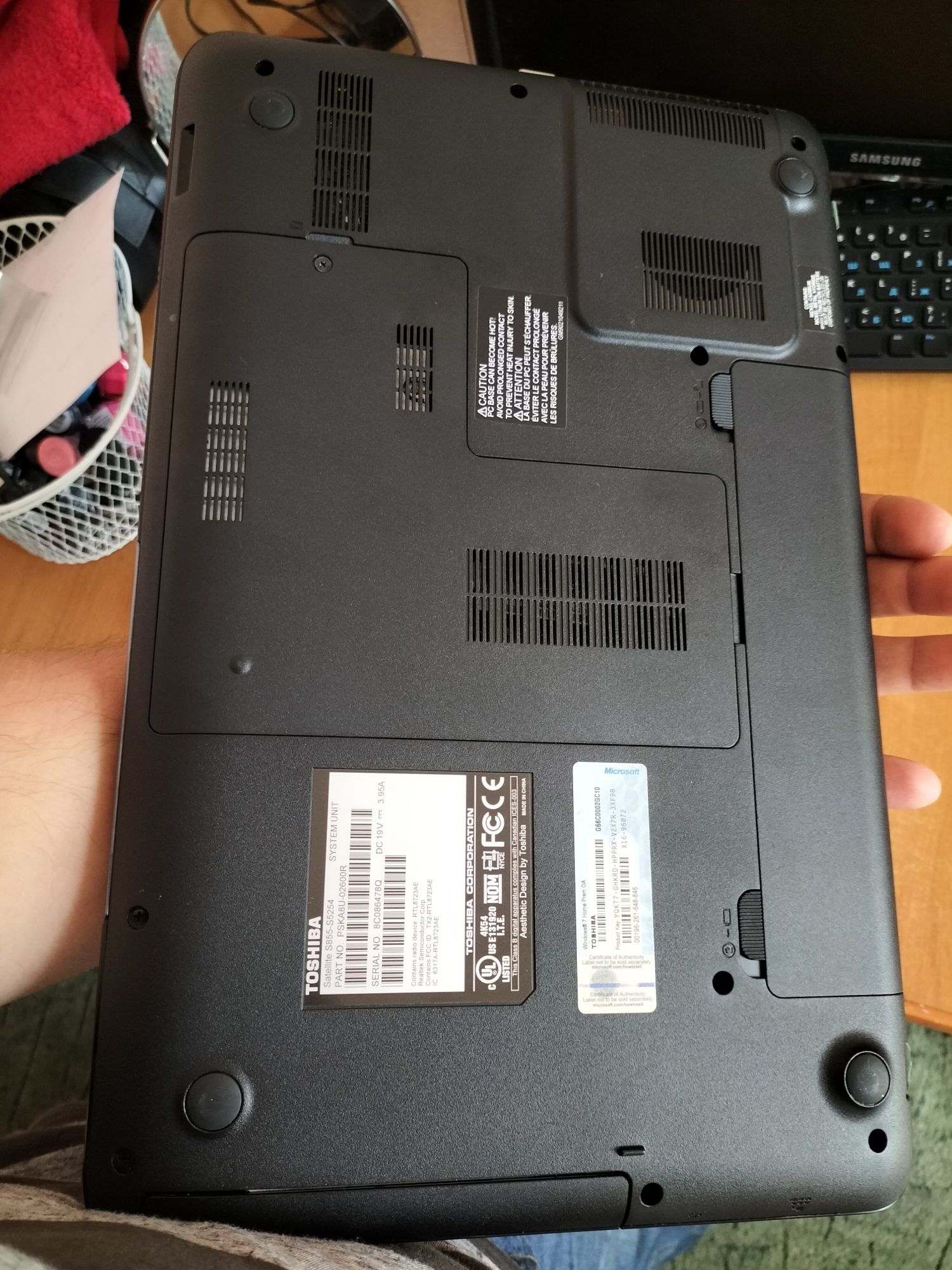 Продаю TOSHIBA Satellite S855