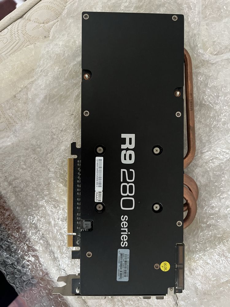 Placa de vídeo Radeon R9 280