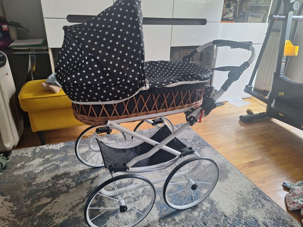 Wózek dla lalek retro- wiklinowy na dużych kołach