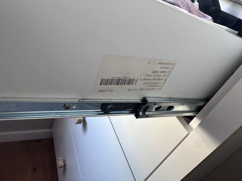 Komody i polki do pokoju dzieciecego komplet