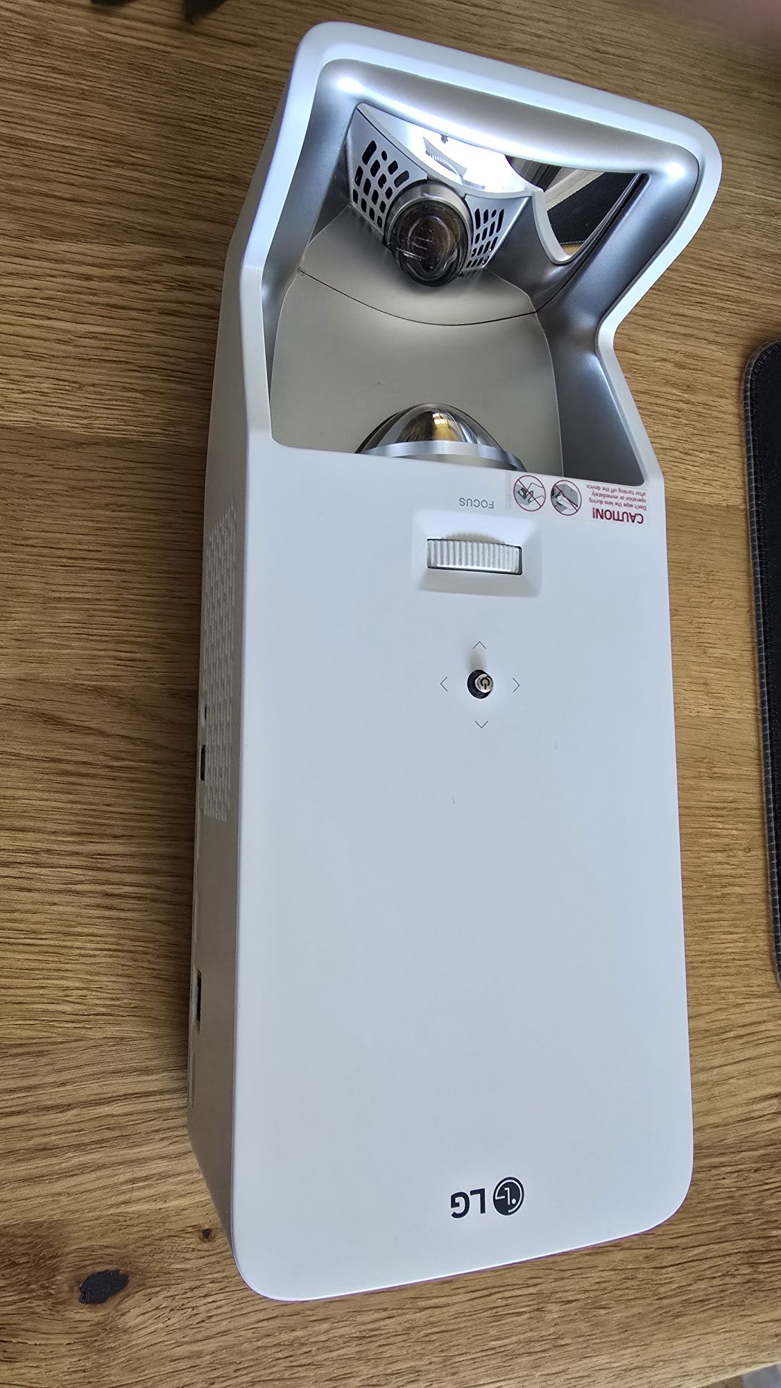 Projektor LG krótkoogniskowy HF65LS