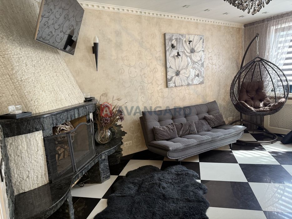 Таунхаус з ремонтом, Святопетрівське!!!