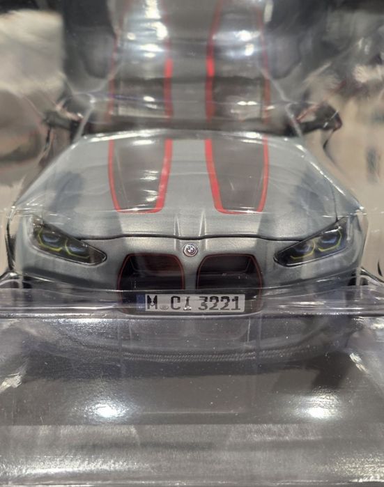 Miniatura 1:18 BMW M4 CSL, oryginalna, nowa