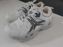 Adidasy białe wygodne buty snickersy snikersy nowe Togoshi 38