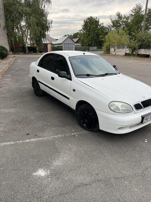 Део sens 2004 року