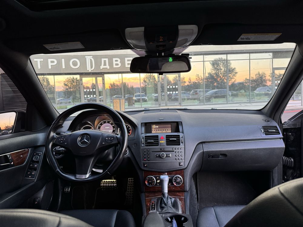 Mercedes C-Class